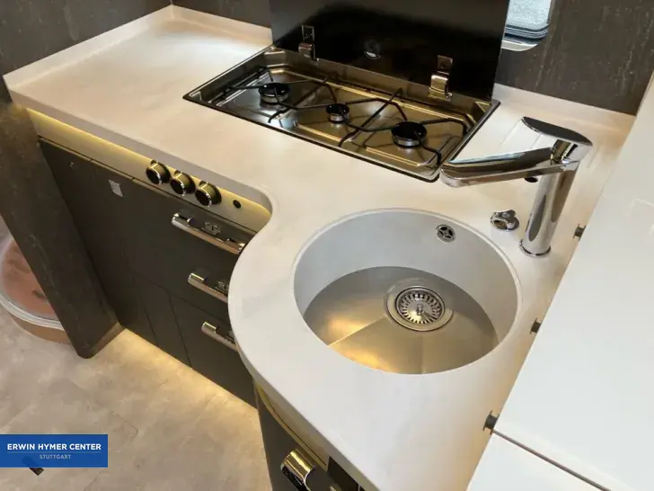 Fahrzeugbild Hymer B-Klasse ML I 880 BlackLine #15