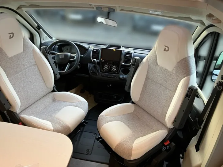 Fahrzeugbild Dethleffs Just Camp T 7052 DBM #13