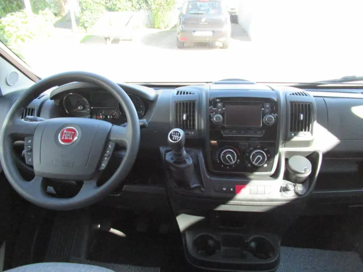 Fahrzeugbild Knaus Sky Wave 650 MF #7