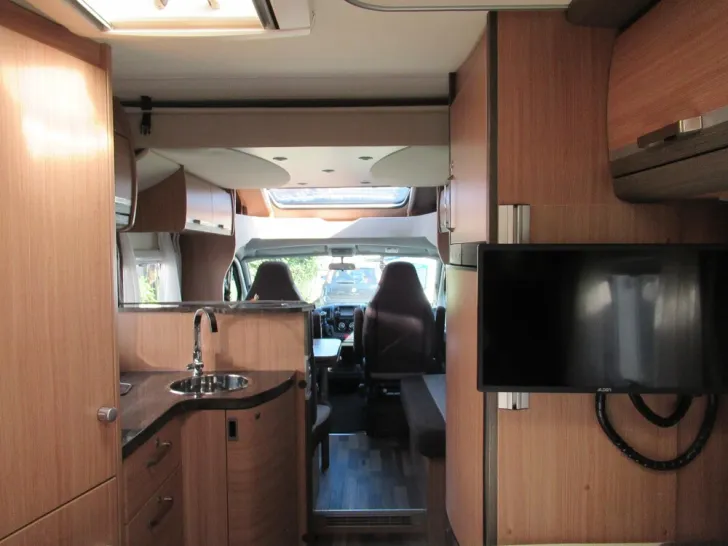 Fahrzeugbild Knaus Sky Wave 650 MF #13