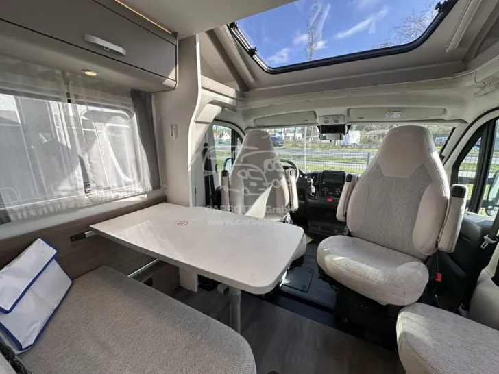 Fahrzeugbild Carado T 338 #6