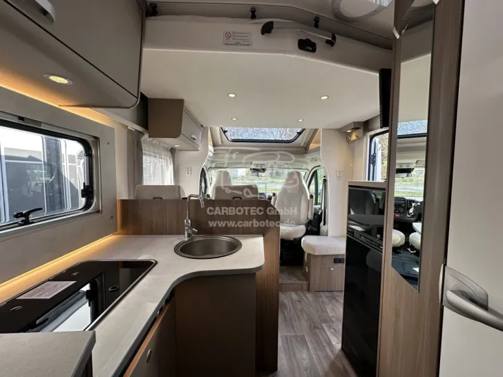 Fahrzeugbild Carado T 338 #10