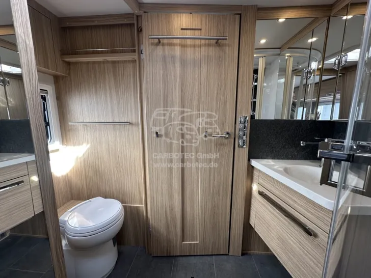 Fahrzeugbild Niesmann + Bischoff Arto 88 EK #15