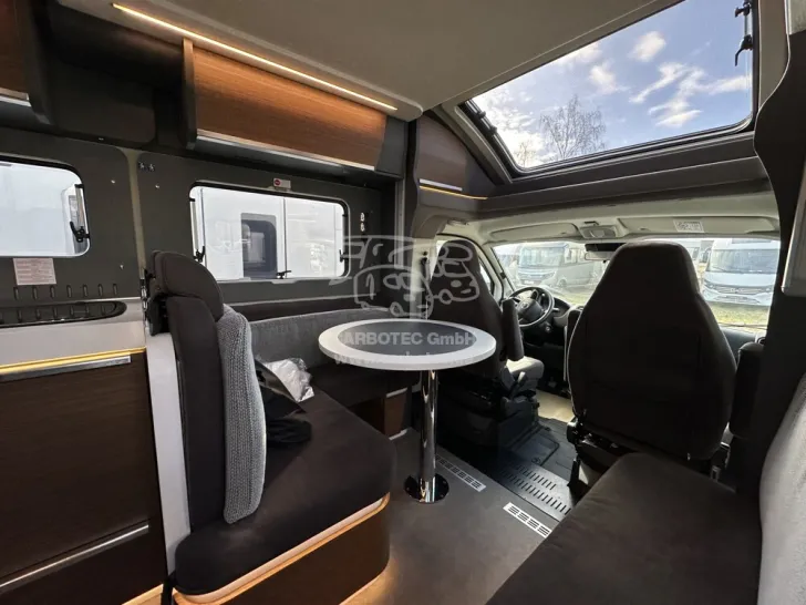 Fahrzeugbild Laika Kreos L 5009 #3