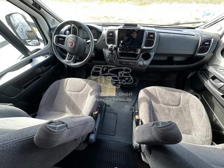 Fahrzeugbild Laika Kreos L 5009 #4