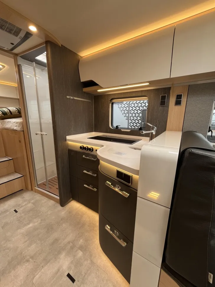 Fahrzeugbild Hymer B-Klasse ML I 780 BlackLine #7