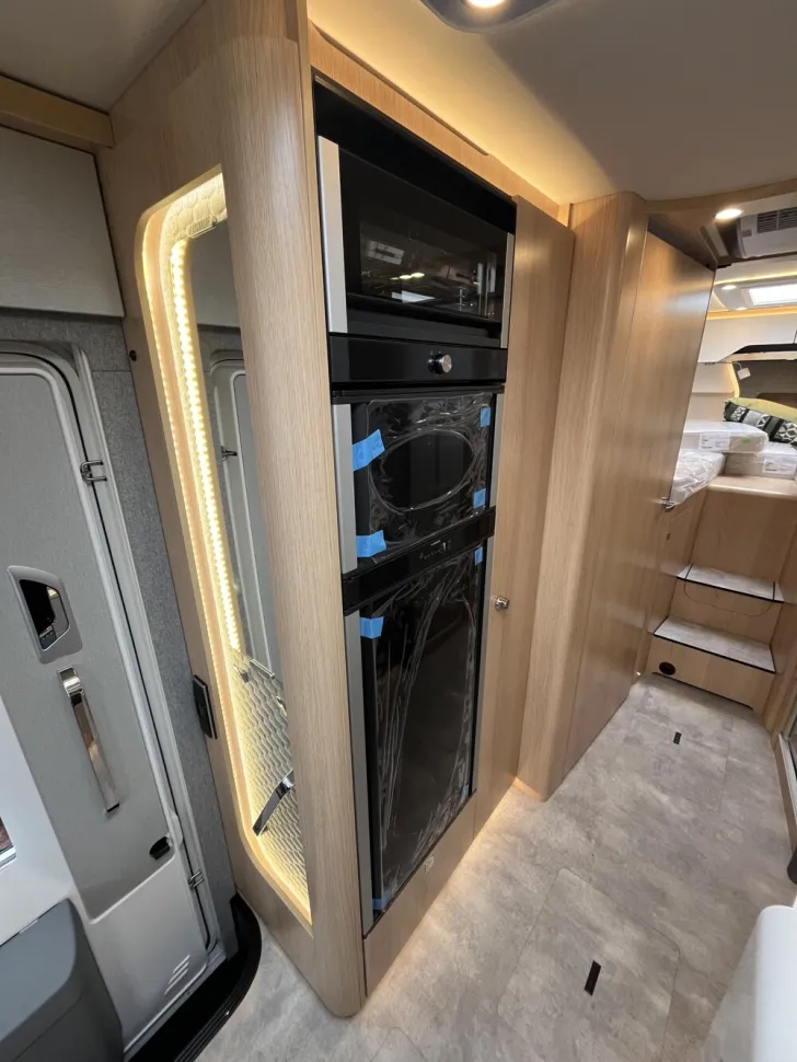 Fahrzeugbild Hymer B-Klasse ML I 780 BlackLine #8