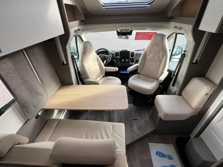 Fahrzeugbild LMC Tourer Lift 70 H 663 G #4