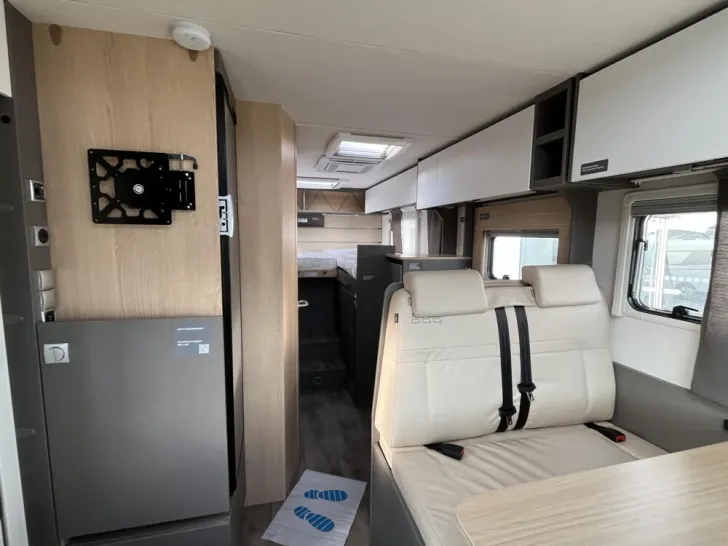 Fahrzeugbild LMC Tourer Lift 70 H 663 G #12