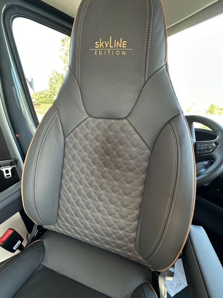 Fahrzeugbild Bürstner Lyseo Time Skyline Edition 690 G #14