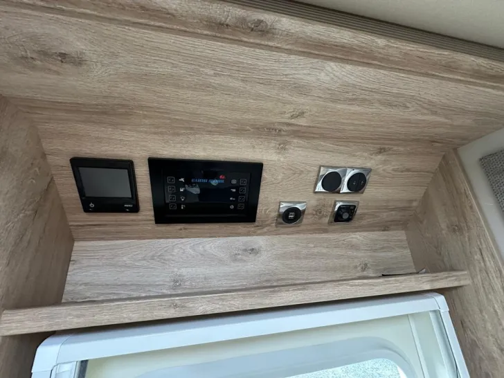 Fahrzeugbild Eura Mobil Integra Line 695 EB #26