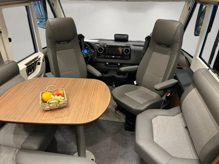 Fahrzeugbild Carthago chic c-line I 4.9 LE #11
