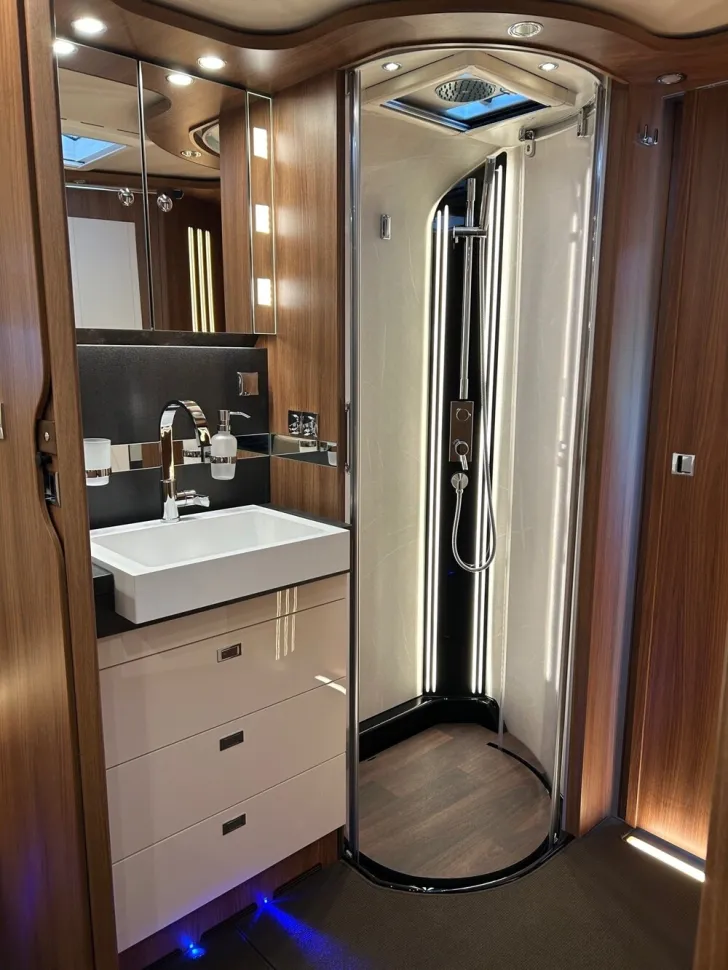 Fahrzeugbild Carthago chic s-plus I 64 XL QB #15
