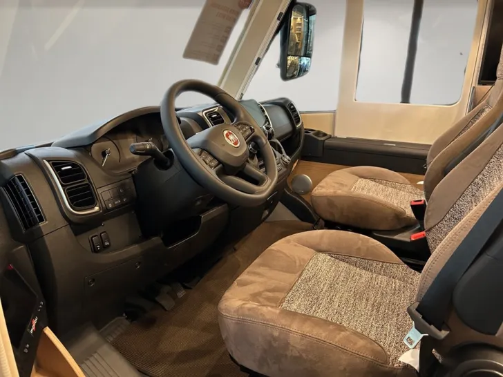 Fahrzeugbild Malibu I 500 RB QB comfort #4
