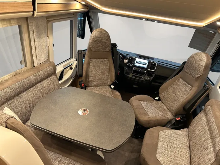 Fahrzeugbild Malibu I 500 RB QB comfort #9