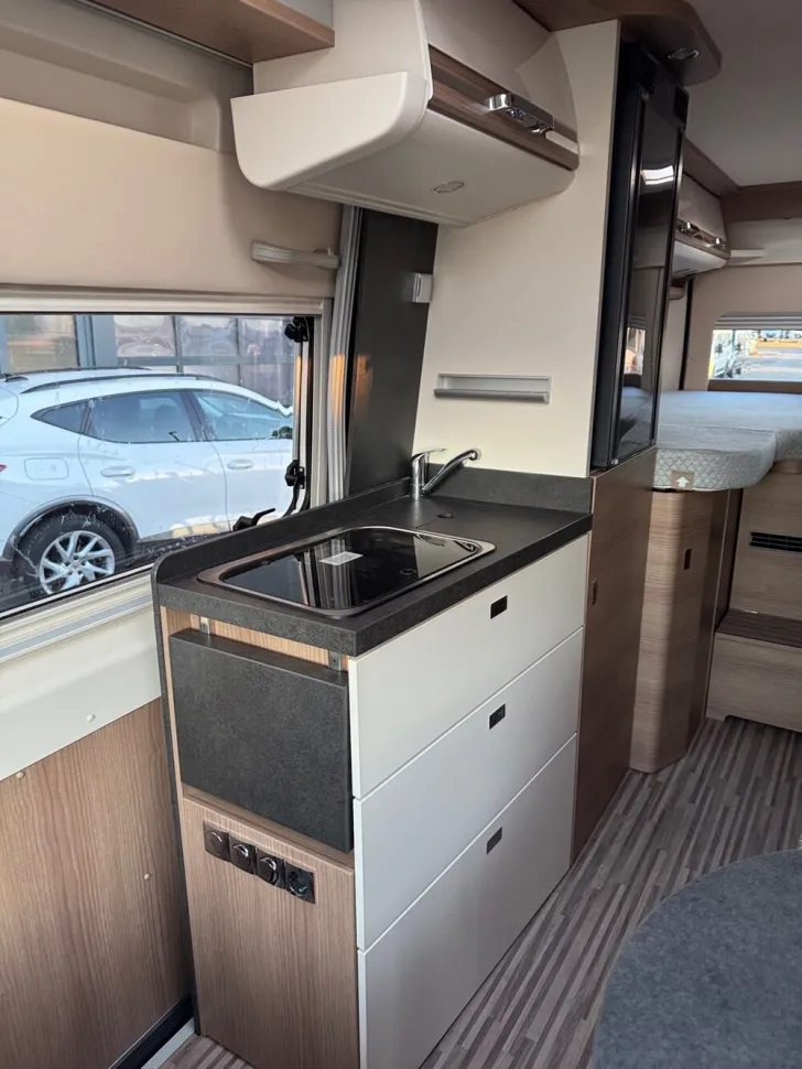 Fahrzeugbild Malibu Charming GT skyview 640 LE #13