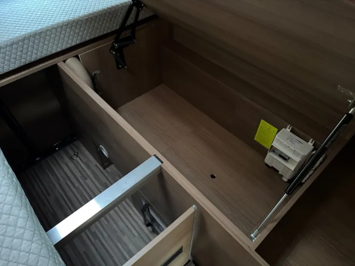 Fahrzeugbild Malibu Charming GT skyview 640 LE #20