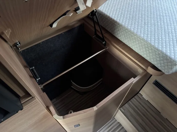Fahrzeugbild Malibu Charming GT skyview 640 LE #21