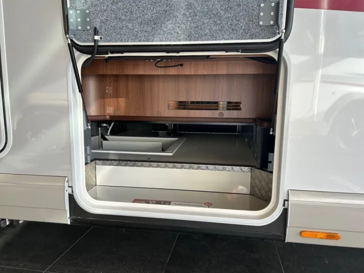 Fahrzeugbild Carthago chic e-line I 64 XL QB #25