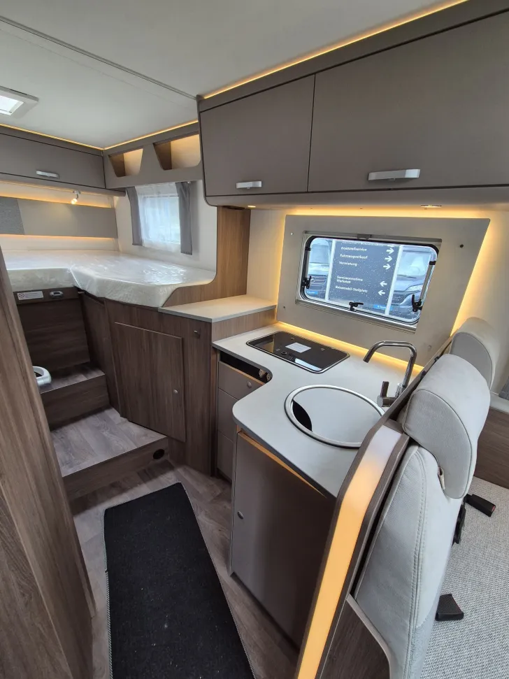 Fahrzeugbild Carado I338 pro+ *Automatik* #28