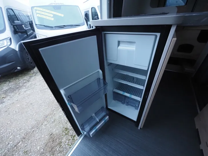 Fahrzeugbild Dethleffs Globetrail 600 DK, Auto., Chassis/El./Komf. uvm #9