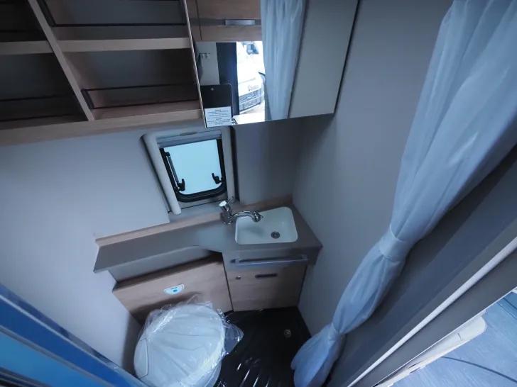 Fahrzeugbild Dethleffs Globetrail 600 DK, Auto., Chassis/El./Komf. uvm #13