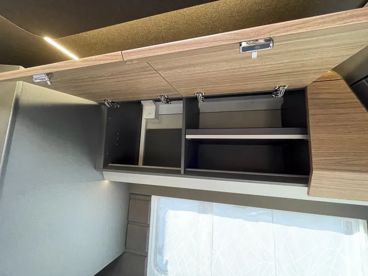 Fahrzeugbild Knaus AZUR 500 EU *Markise*DuoControl* #35