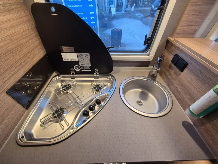 Fahrzeugbild Weinsberg CaraCore 700 MEG *DuoControl* #22