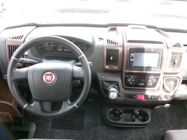 Fahrzeugbild Frankia F-Line I 740 GD Luxury #4