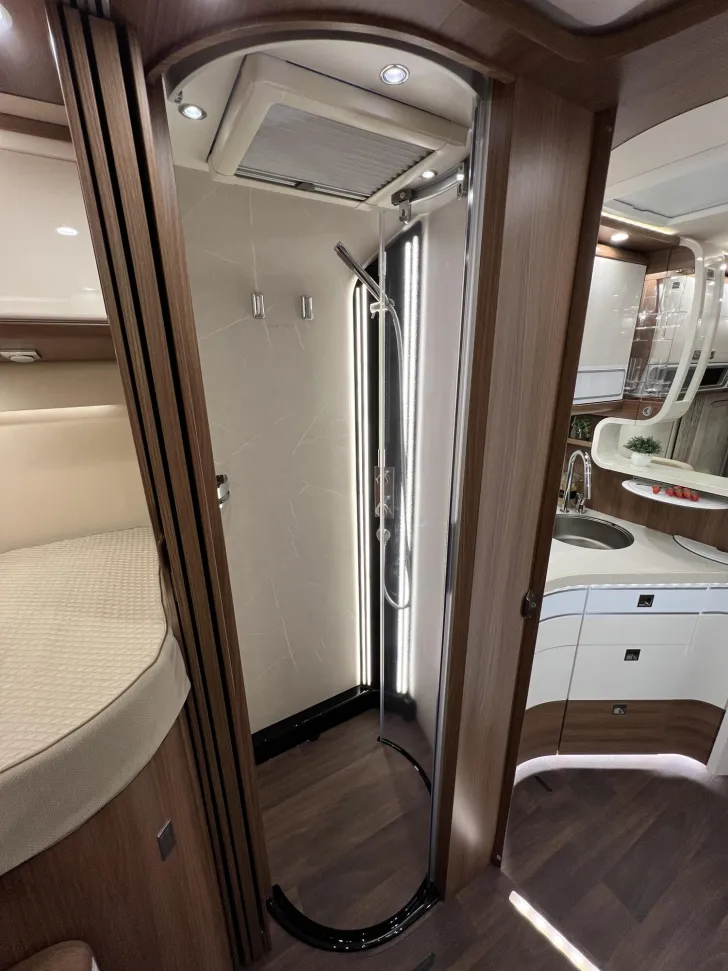 Fahrzeugbild Carthago chic s-plus I 50 LE (235) #32