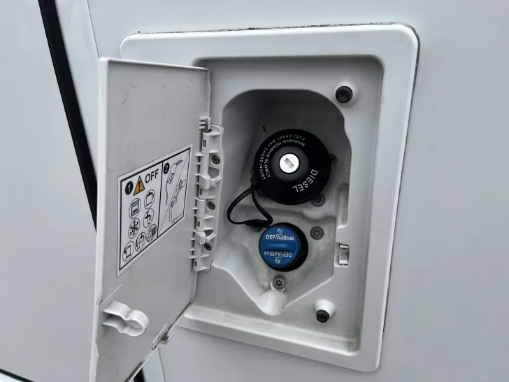 Fahrzeugbild Knaus L!VE I 650 MEG #29