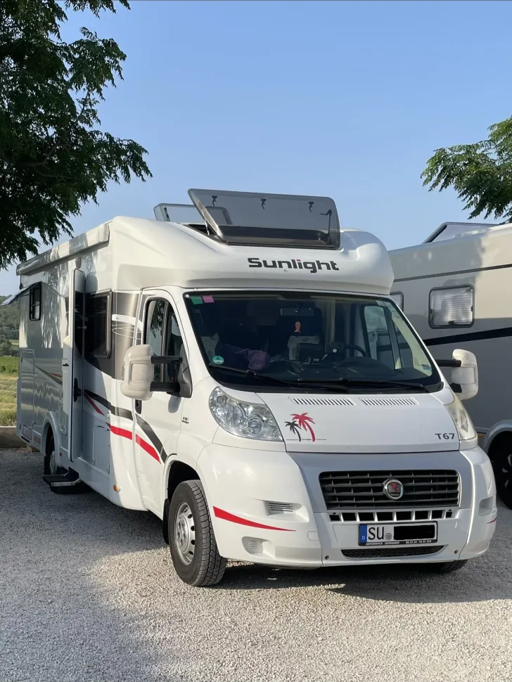 Fahrzeugbild Sunlight T67, gepflegt #1