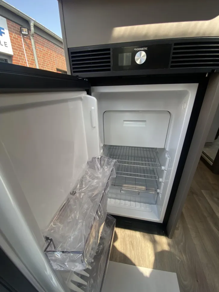 Fahrzeugbild LMC Innovan 70 600/603 #10