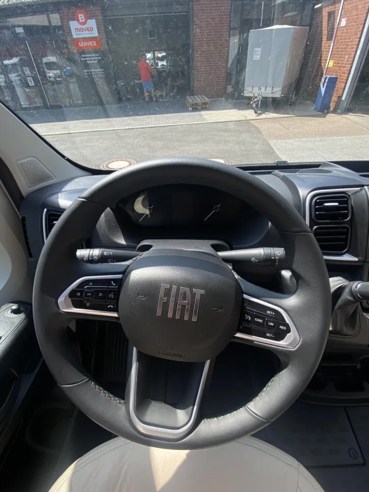 Fahrzeugbild LMC Innovan 70 600/603 #16