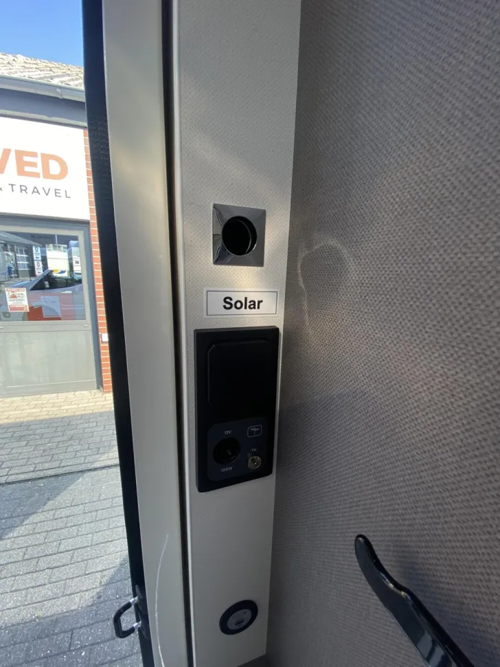 Fahrzeugbild Etrusco V Ford 6.8 SCF #14