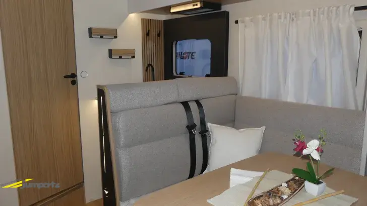 Fahrzeugbild Pilote Pacific P690GJ Expression FAS-Navi-LiFePo-Solar #10