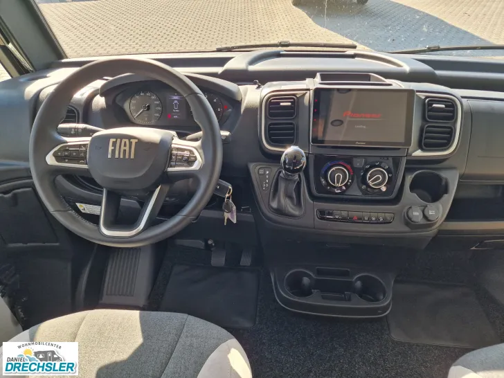 Fahrzeugbild Challenger 3048 Etape Edition #7