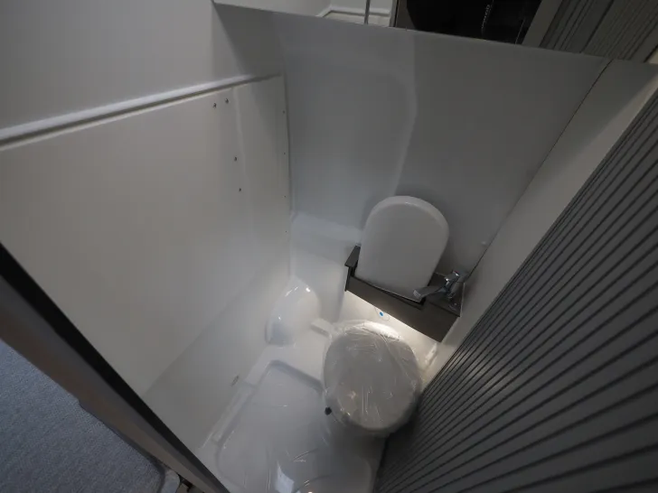 Fahrzeugbild Clever Tour 540, Ausbau Neu! Navi, Kamera, uvm. #19