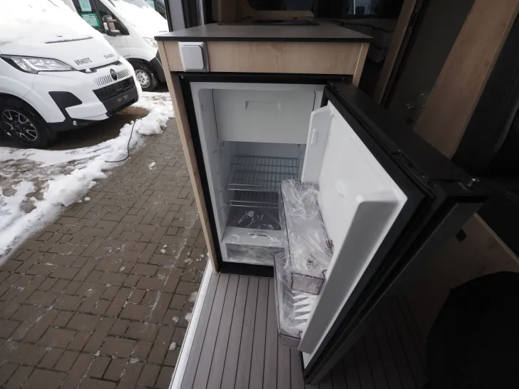 Fahrzeugbild Clever Runner, Heavy, Carplay/Kamera, PDC, Lithium #11