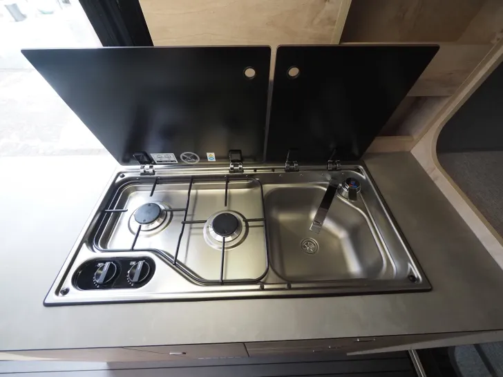 Fahrzeugbild Clever Runner, Heavy, Carplay/Kamera, PDC, Lithium #13