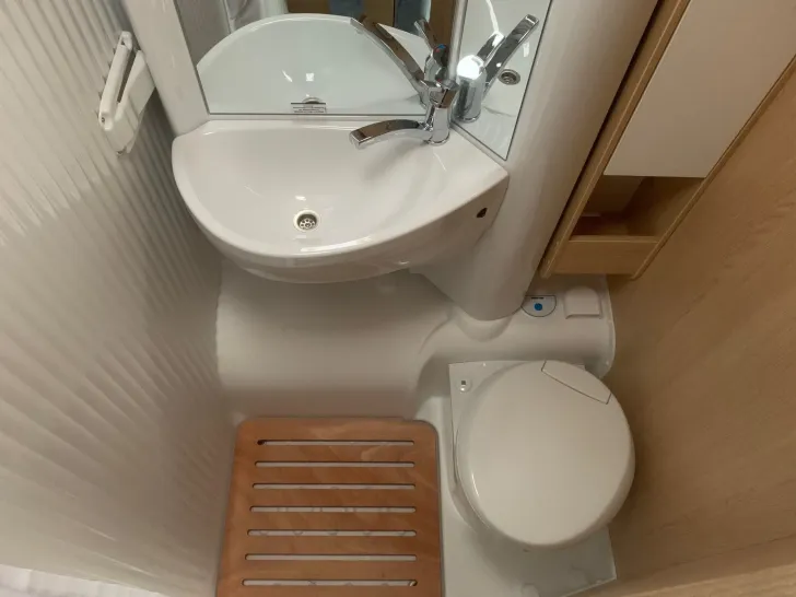 Fahrzeugbild Sunlight V 67S Wohnwelt Green Trail* #10