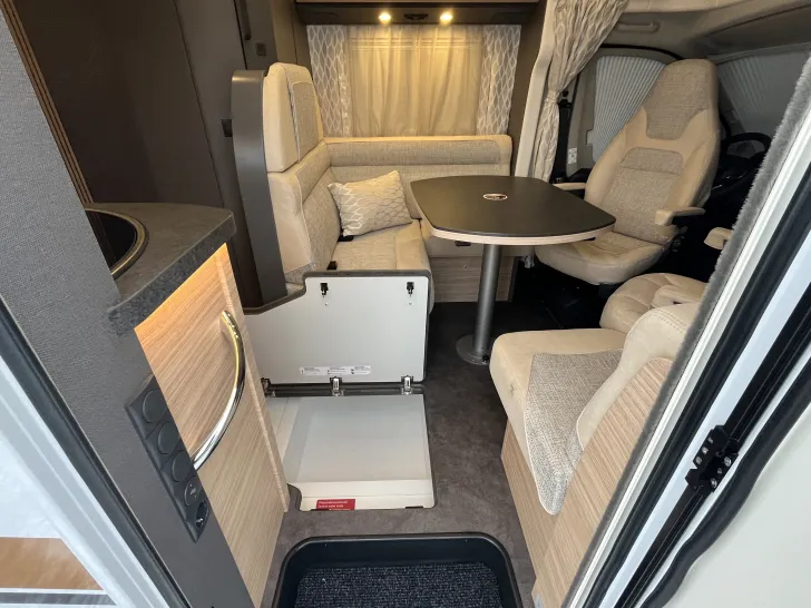 Fahrzeugbild Malibu T 430 KB-LE lightweight 3.5t #8