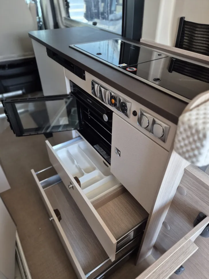 Fahrzeugbild Bürstner Campeo C 640 Listenpreis 86.200€ #21