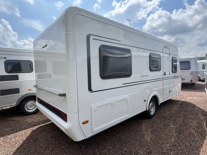 Fahrzeugbild Hymer Eriba Nova 442 #2
