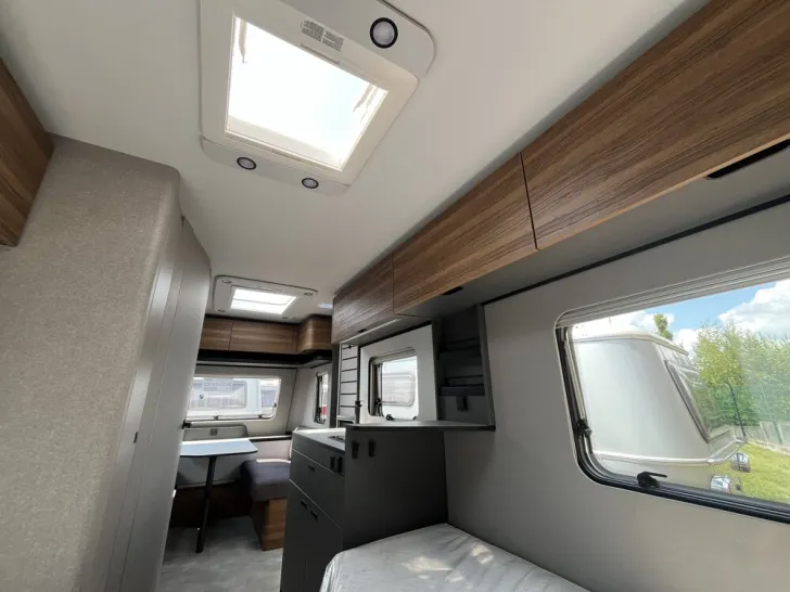 Fahrzeugbild Hymer Eriba Nova 442 #10