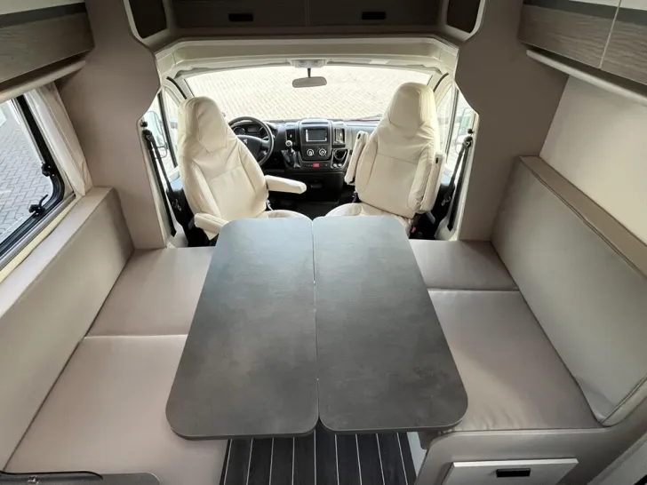 Fahrzeugbild XGO Dynamic Dynamic 66 P #3