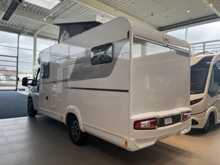 Fahrzeugbild LMC Tracer V 670 #7