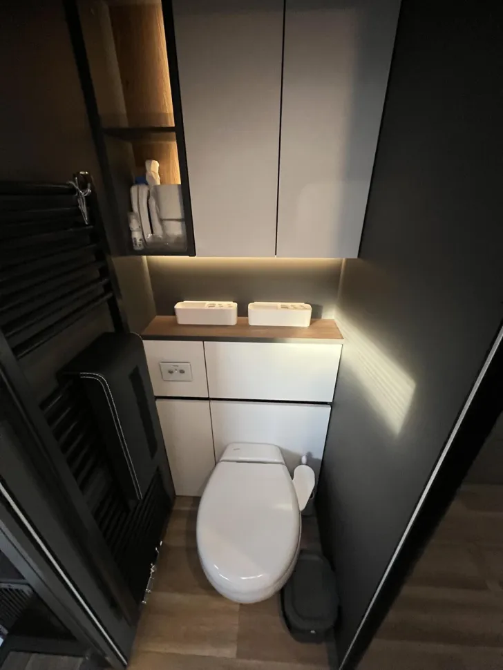 Fahrzeugbild Niesmann + Bischoff Flair 880 #12