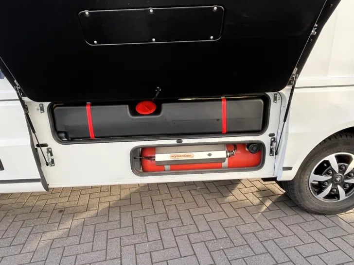 Fahrzeugbild Niesmann + Bischoff Flair 880 #21