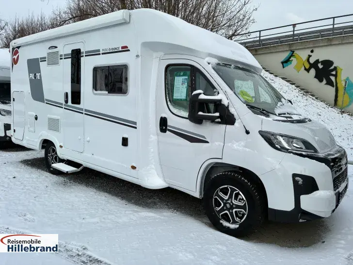 Fahrzeugbild Pilote Pacific P690D Evidence % Evidence % #1